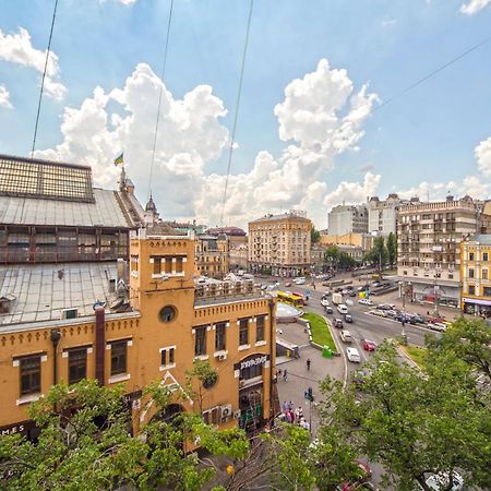Apartments Near Parus Business Centre Kiev Luaran gambar